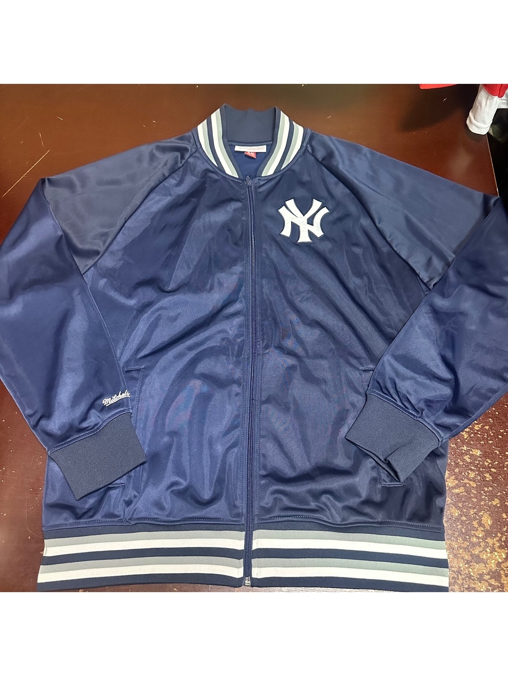 New York Yankees, Mitchell & Ness navy Blue men’s zip up jacket XL